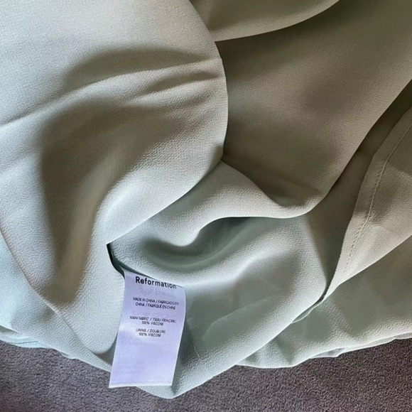 Reformation Emersyn Dress in Celadon *NEW* - Picture 6 of 6